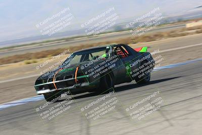 media/Oct-01-2022-24 Hours of Lemons (Sat) [[0fb1f7cfb1]]/10am (Front Straight)/